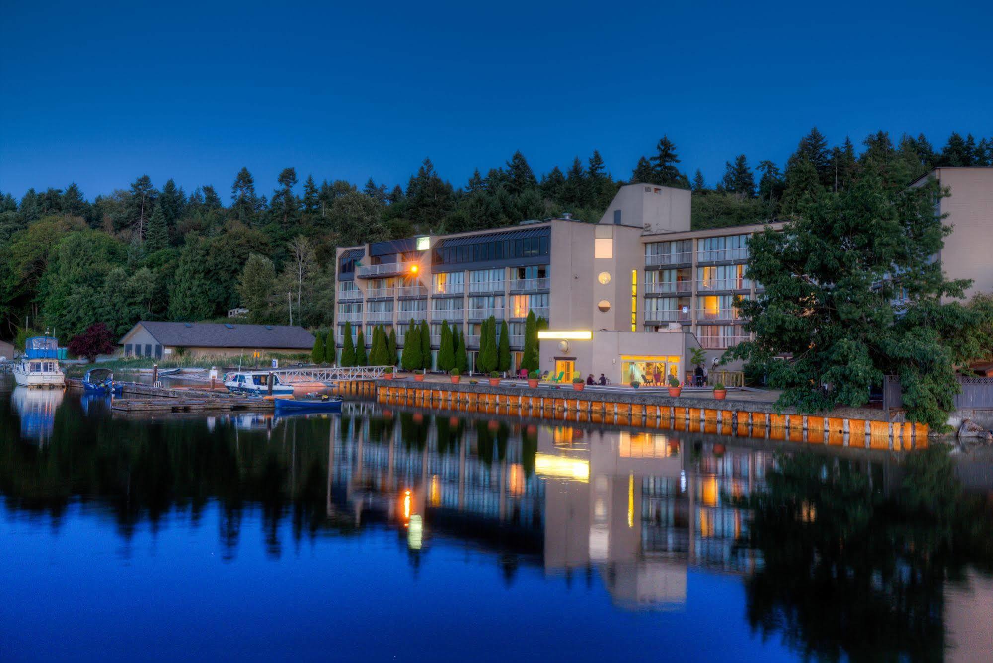Oceanfront Suites At Cowichan Bay Zewnętrze zdjęcie