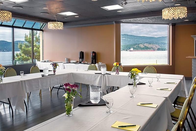 Oceanfront Suites At Cowichan Bay Zewnętrze zdjęcie